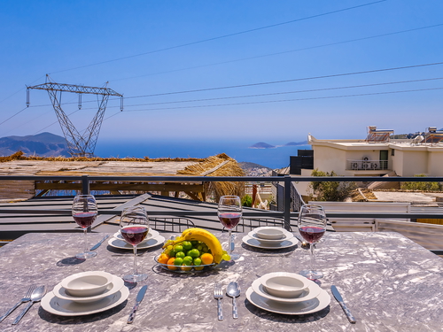  gece  -  Kasım
  | Kalkan Akbel’de Deniz Manzaralı, Jakuzili ve Saunalı Balayı Villası | 4 Kişilik Özel Tatil